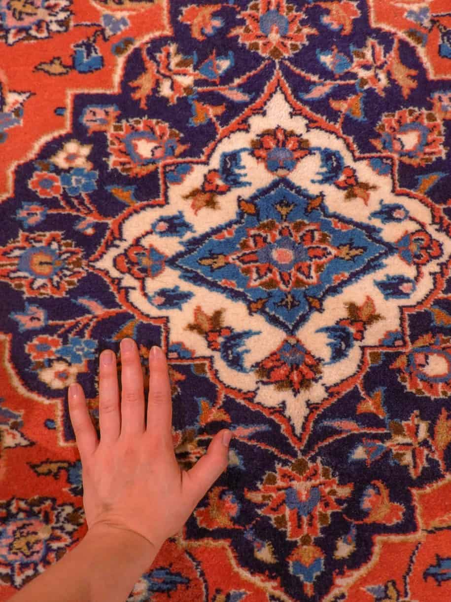 Punainen käsinsolmittu Keshan-villamatto, 250 × 150 cm