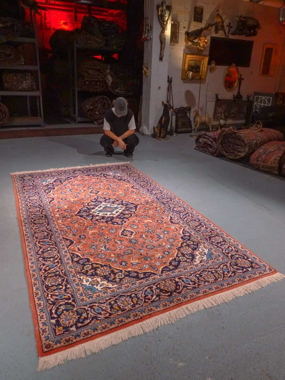 Punainen käsinsolmittu Keshan-villamatto, 250 × 150 cm