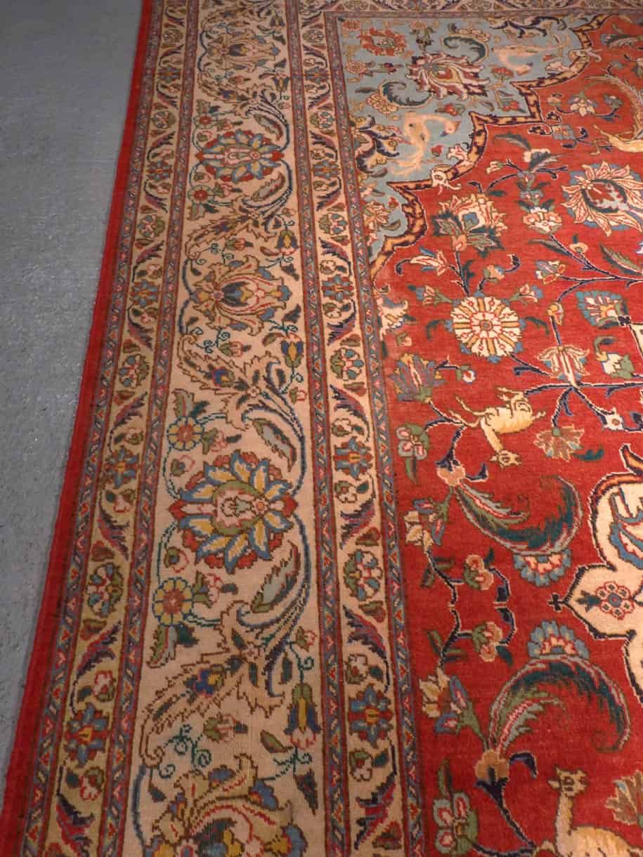 Punainen käsinsolmittu Tabriz-villamatto, 355 × 253 cm