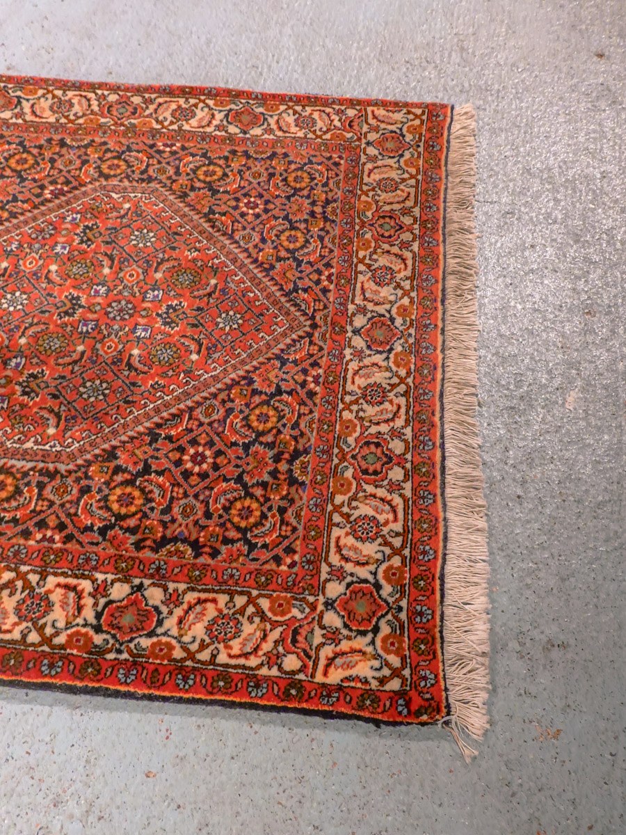 Punainen käsinsolmittu Bijar-villamatto, 316 × 93 cm