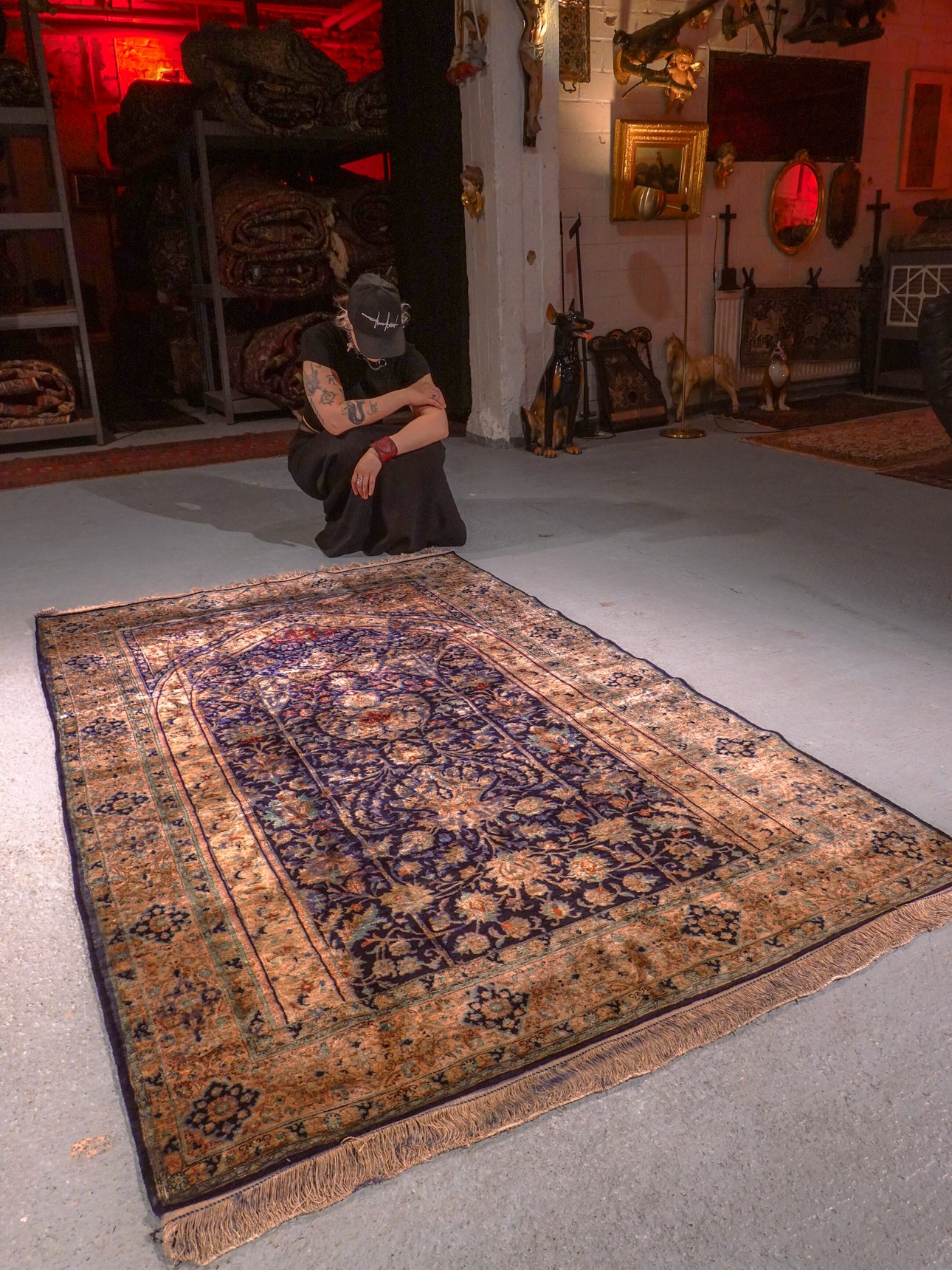 Muu käsinsolmittu Ghom-silkkimatto, 212 × 133 cm