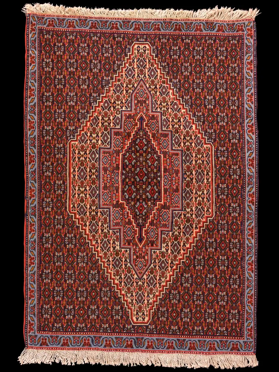 Perinteinen Senneh – 117 x 78 cm