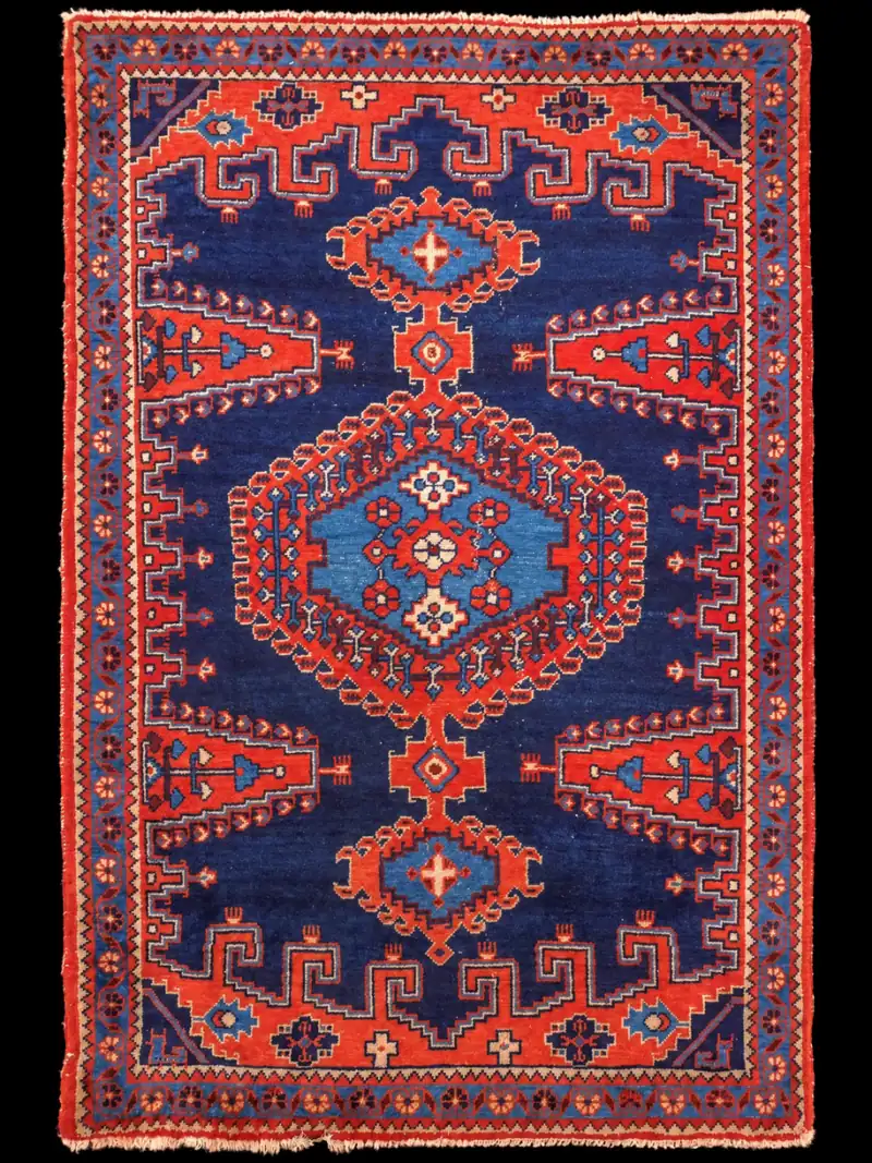 Selkeän geometrinen Wiss – 205 x 134 cm