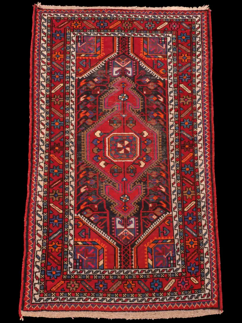 Geometrinen Tuserkan – 150 x 90 cm