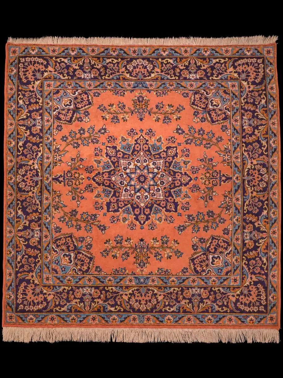 Soma neliömäinen Sarouk – 205 x 200 cm
