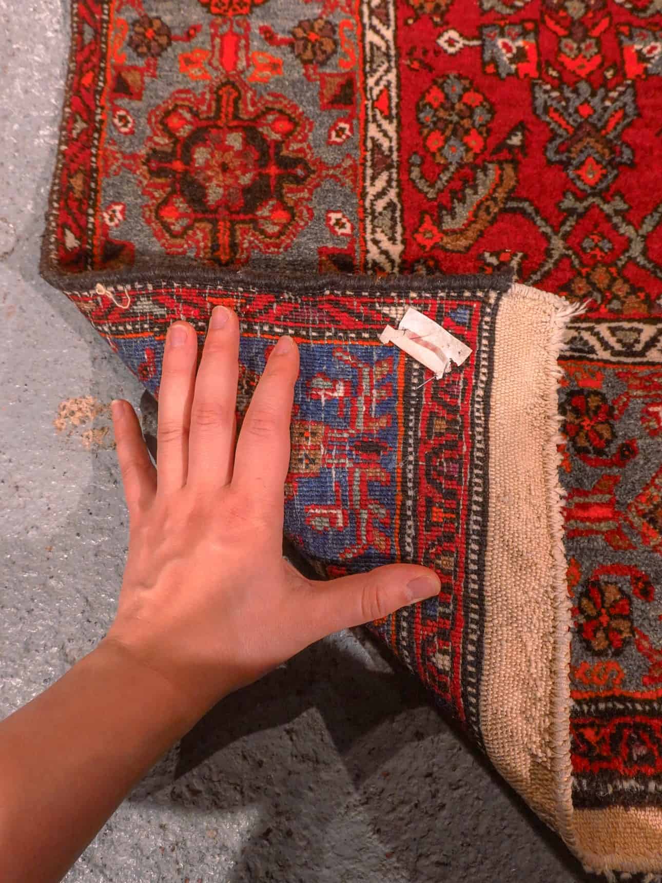 Punainen käsinsolmittu Hamadan-villamatto, 160 × 101 cm