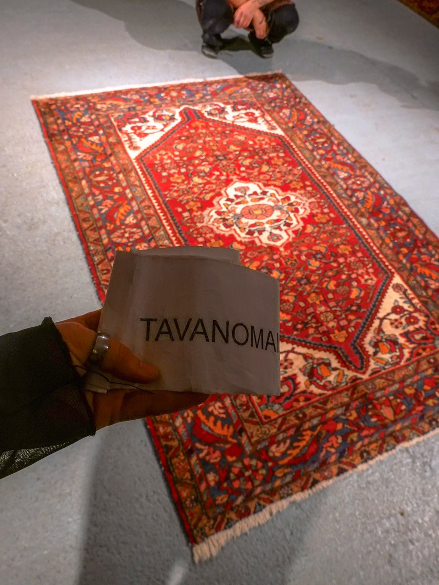 Punainen käsinsolmittu Hamadan-villamatto, 213 × 143 cm