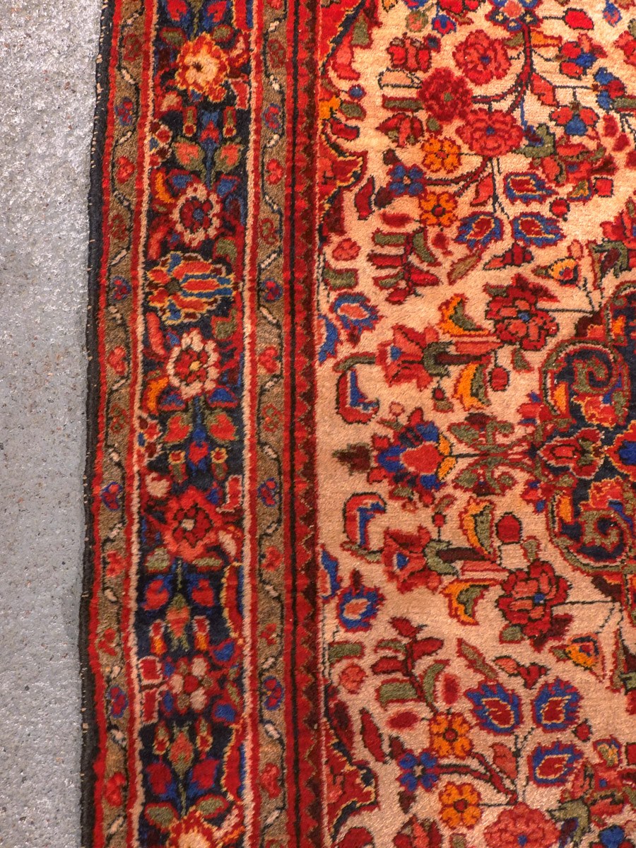 Hamadan-maton reunan yksityiskohta