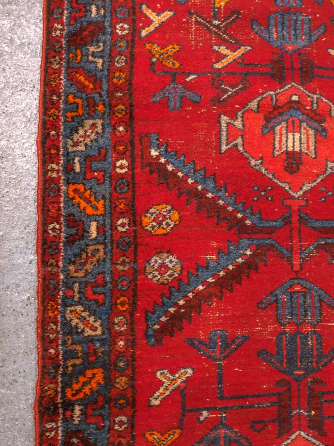 Punainen käsinsolmittu Hamadan-villamatto, 295 × 105 cm