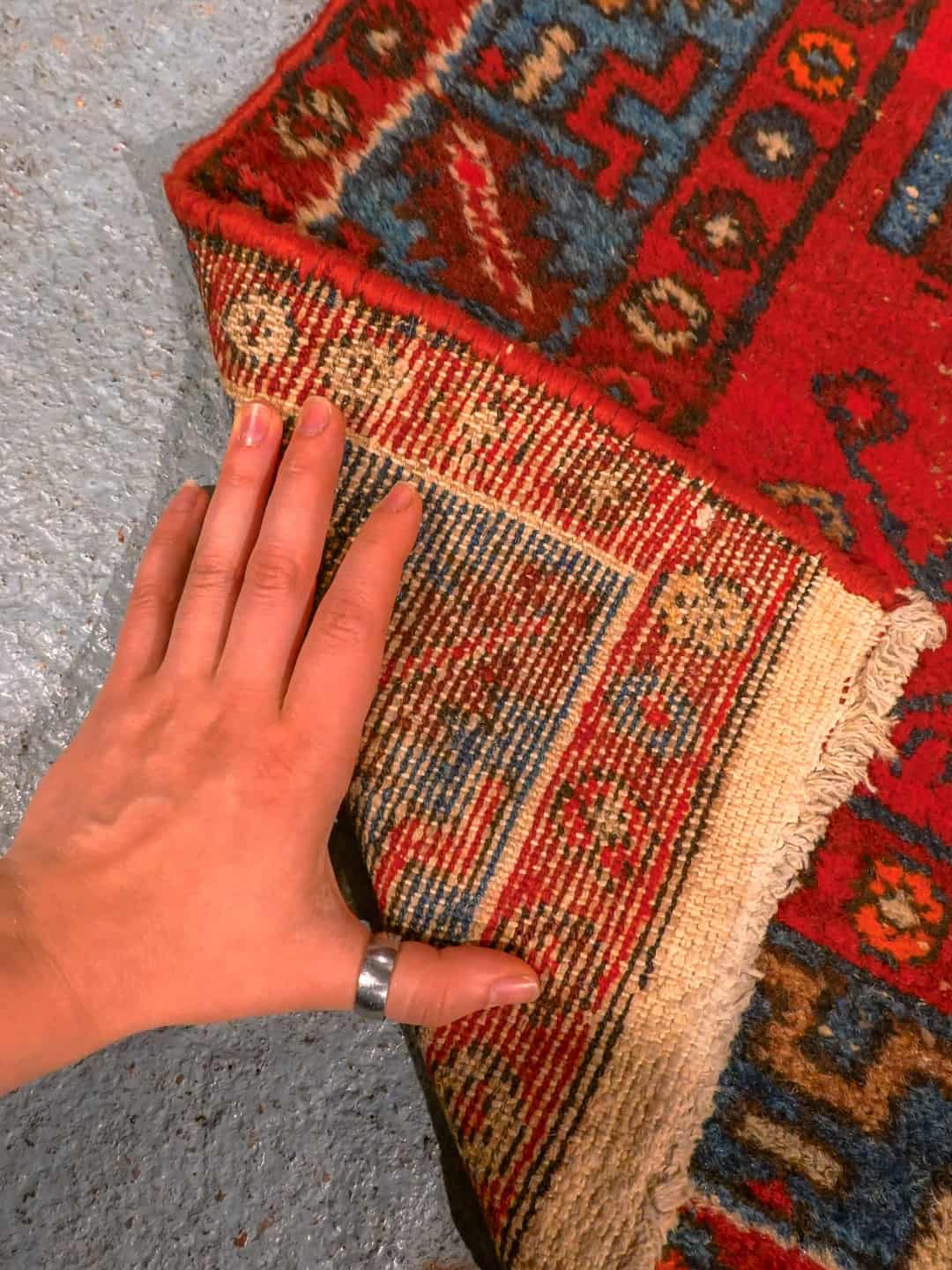 Punainen käsinsolmittu Hamadan-villamatto, 295 × 105 cm