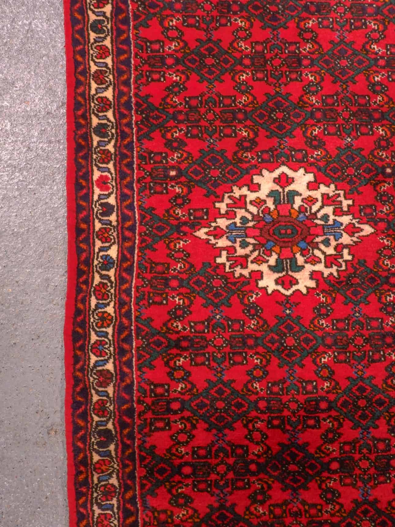 Hamadan-maton kuvioinnin yksityiskohta