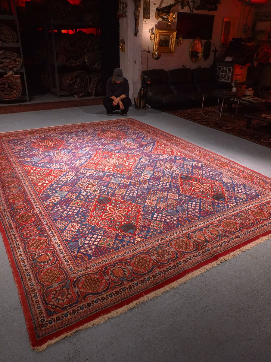 Punainen käsinsolmittu Joshagan-villamatto, 360 × 266 cm