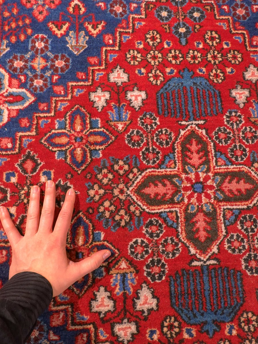 Punainen käsinsolmittu Joshagan-villamatto, 360 × 266 cm