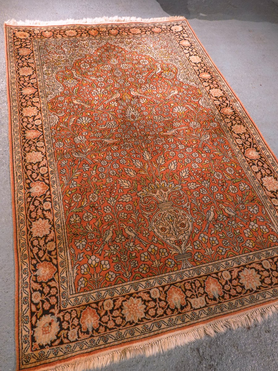 Maanläheinen käsinsolmittu Kashmir-silkkimatto, 194 × 123 cm