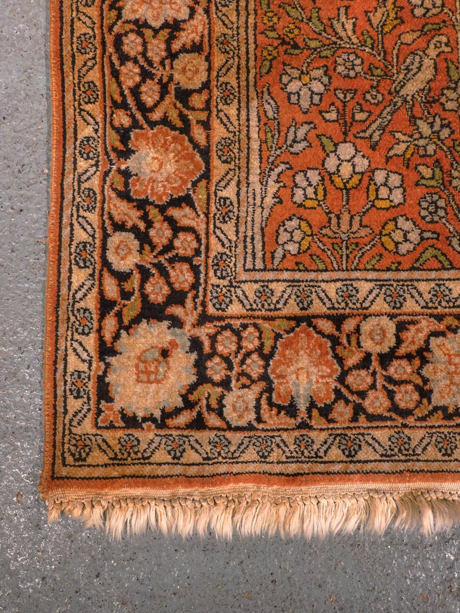 Maanläheinen käsinsolmittu Kashmir-silkkimatto, 194 × 123 cm