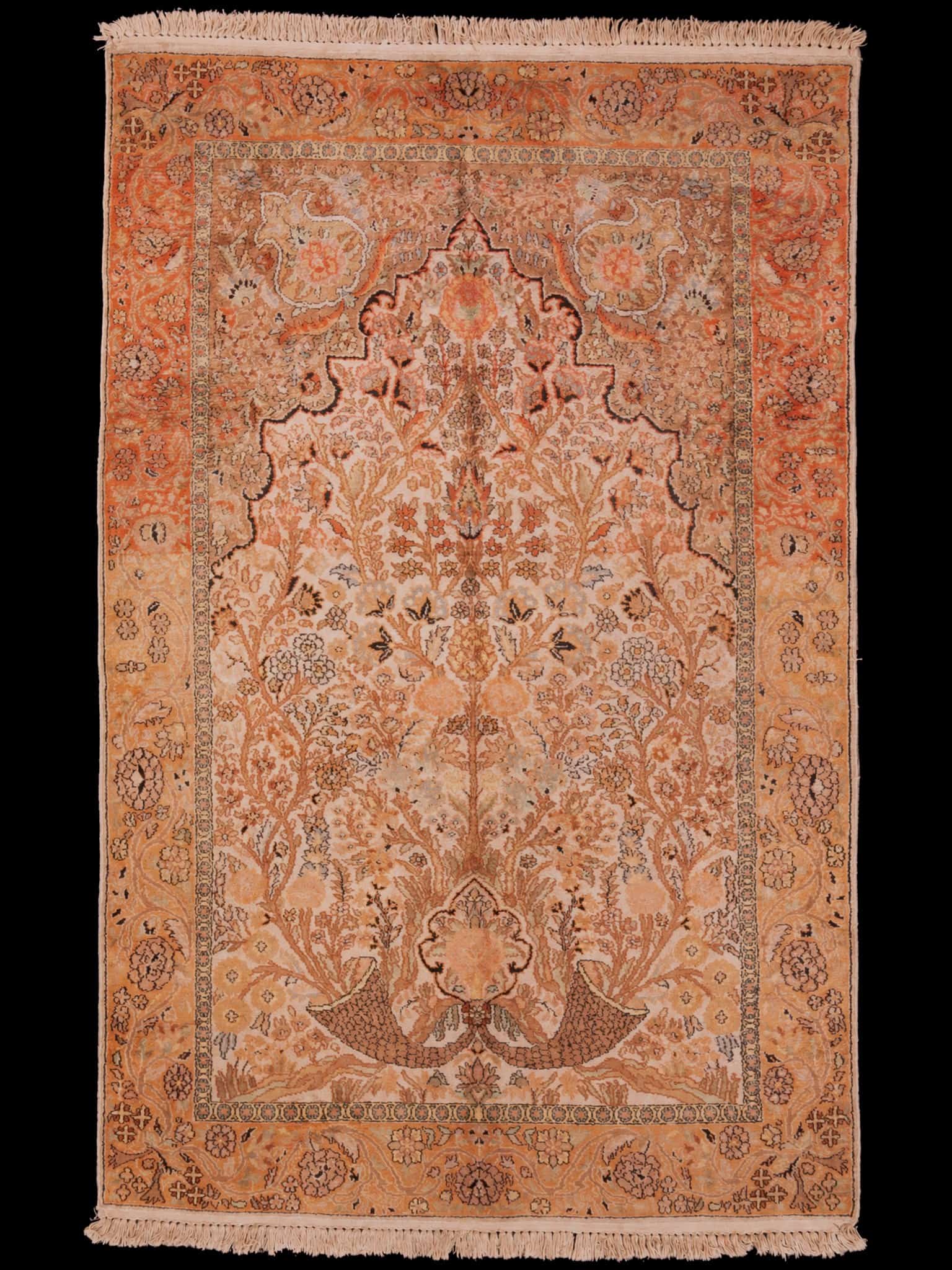 Vaalea käsinsolmittu Kashmir-silkkimatto, 195 × 123 cm