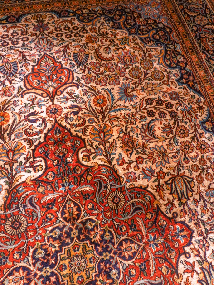 Kashmir-maton reunan yksityiskohta