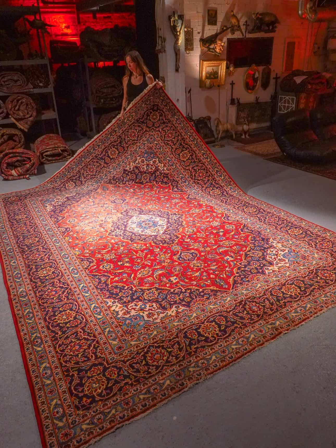 Punainen käsinsolmittu Keshan-villamatto, 400 × 300 cm