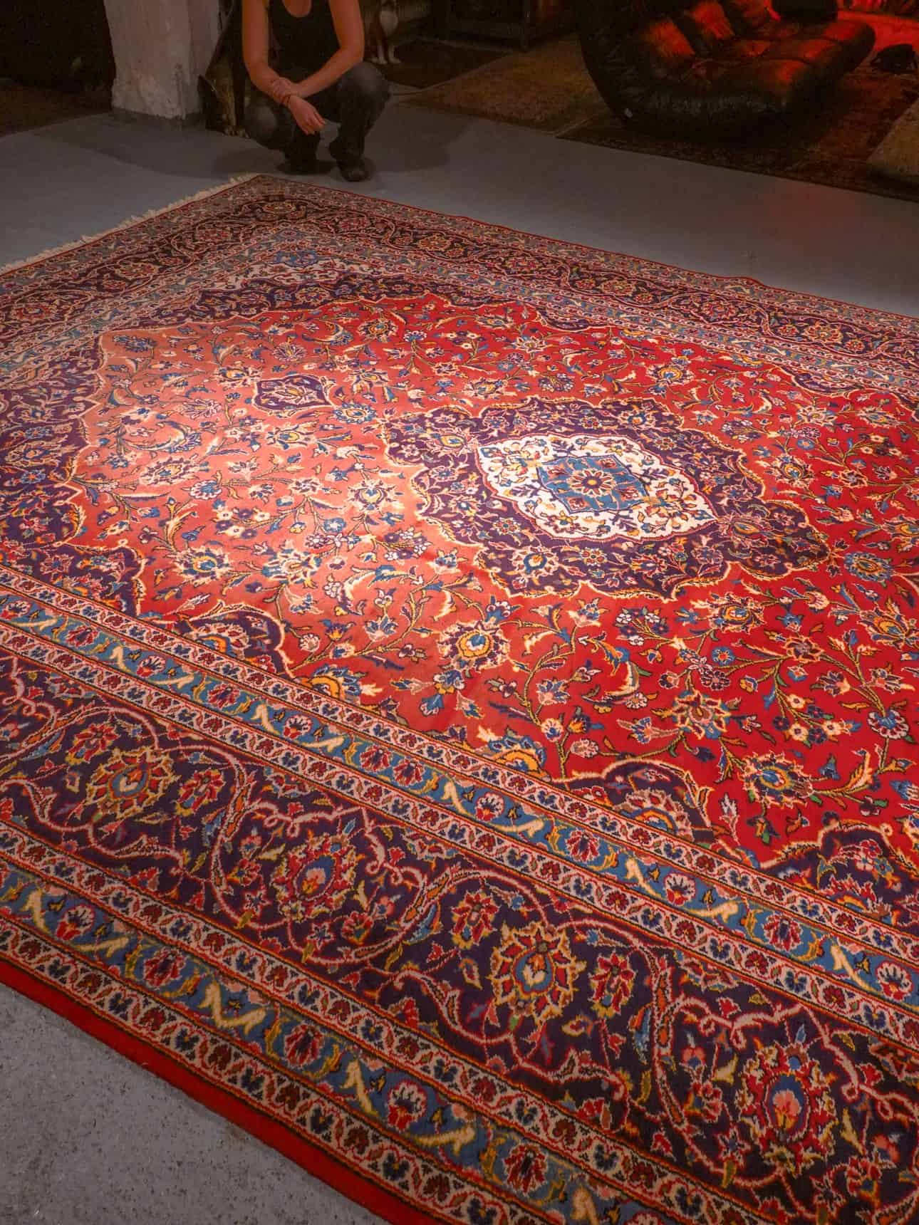 Punainen käsinsolmittu Keshan-villamatto, 400 × 300 cm