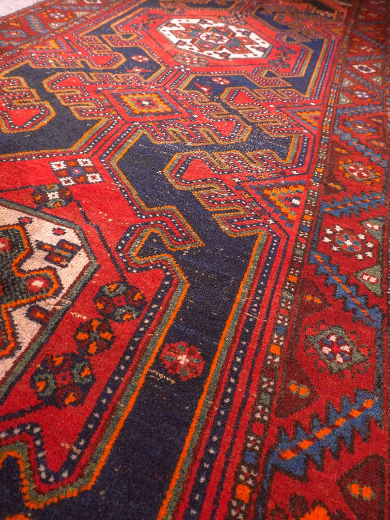 Punainen käsinsolmittu Malayer-villamatto, 300 × 103 cm