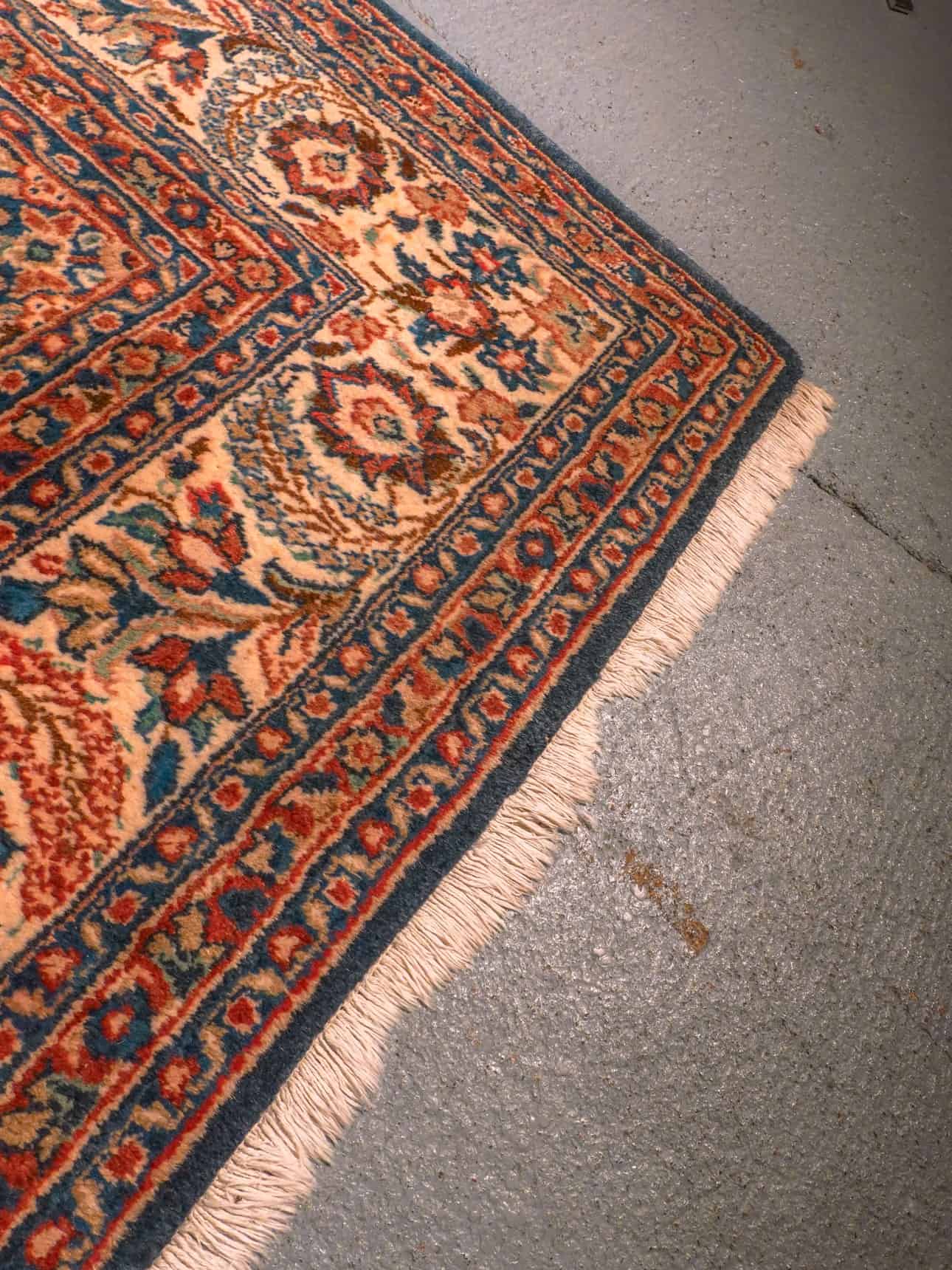 Muu käsinsolmittu Sarouk-villamatto, 325 × 243 cm