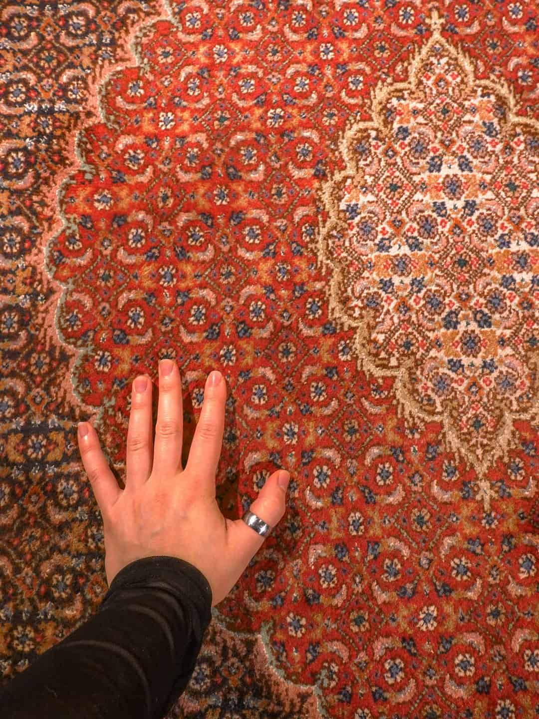 Tabriz-maton kuvioinnin yksityiskohta