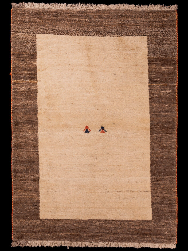 Vaalea käsinsolmittu Gabbeh-villamatto, 153 × 108 cm