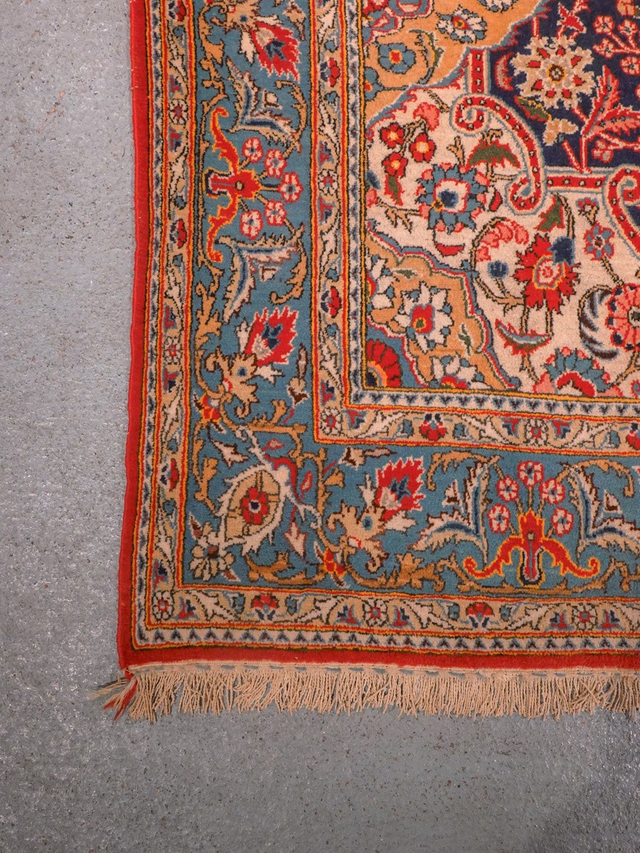 Muu käsinsolmittu Ghom-villamatto, 269 × 157 cm