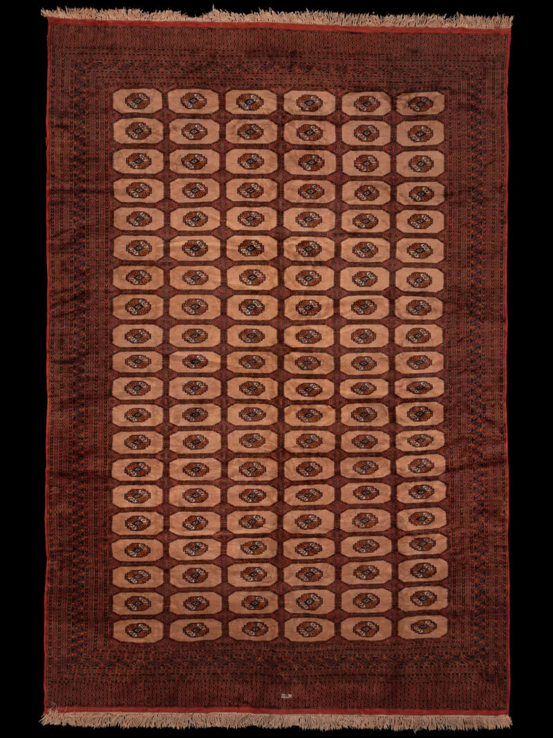 tyrmäävä palatsikokoinen buhara – signeerattu – 430 x 305 cm