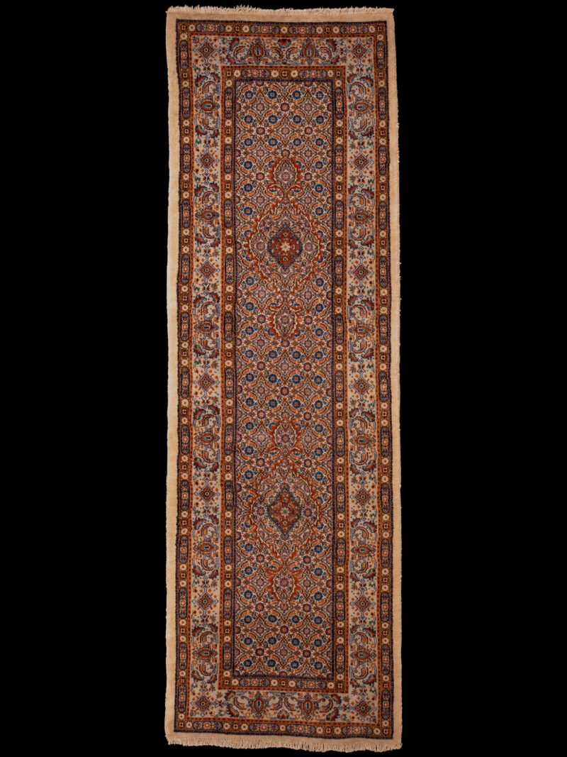 Vaalea käsinsolmittu Moud-villamatto, 260 × 80 cm