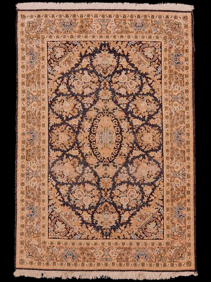 Maanläheinen käsinsolmittu Kashmir-silkkimatto, 187 × 128 cm