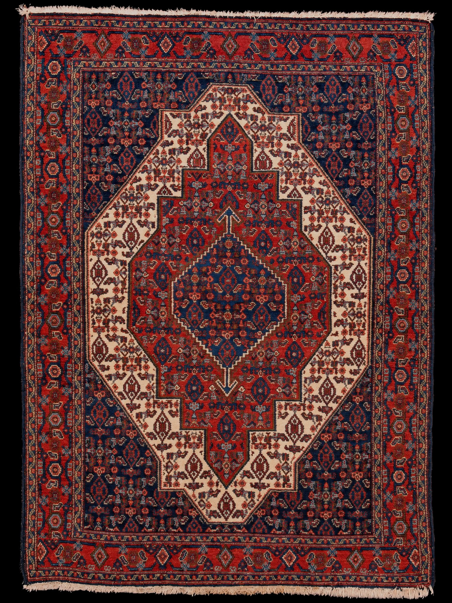 Punainen käsinsolmittu Senneh-villamatto, 163 × 121 cm