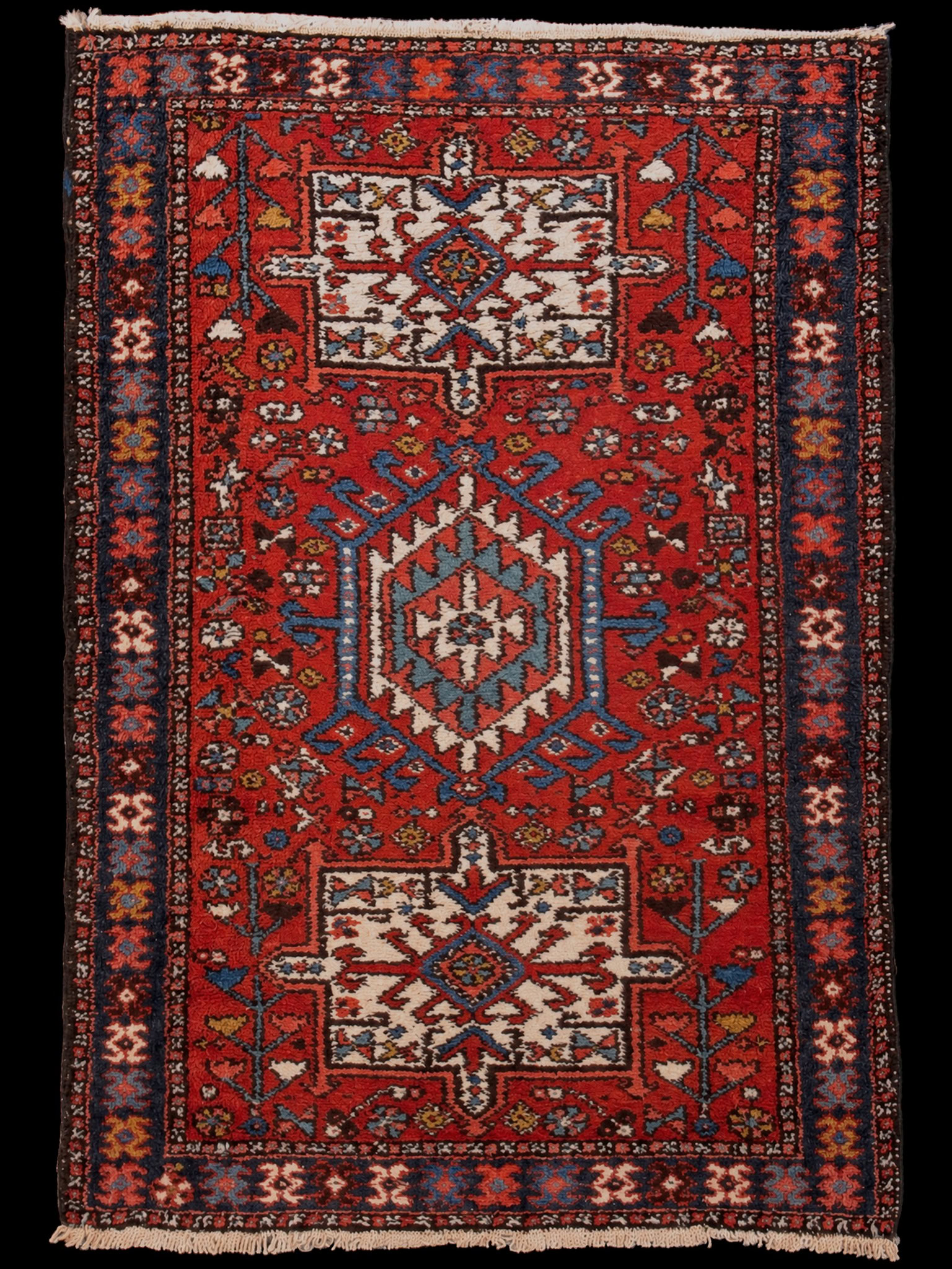 Punainen käsinsolmittu Heriz-villamatto, 148 × 104 cm