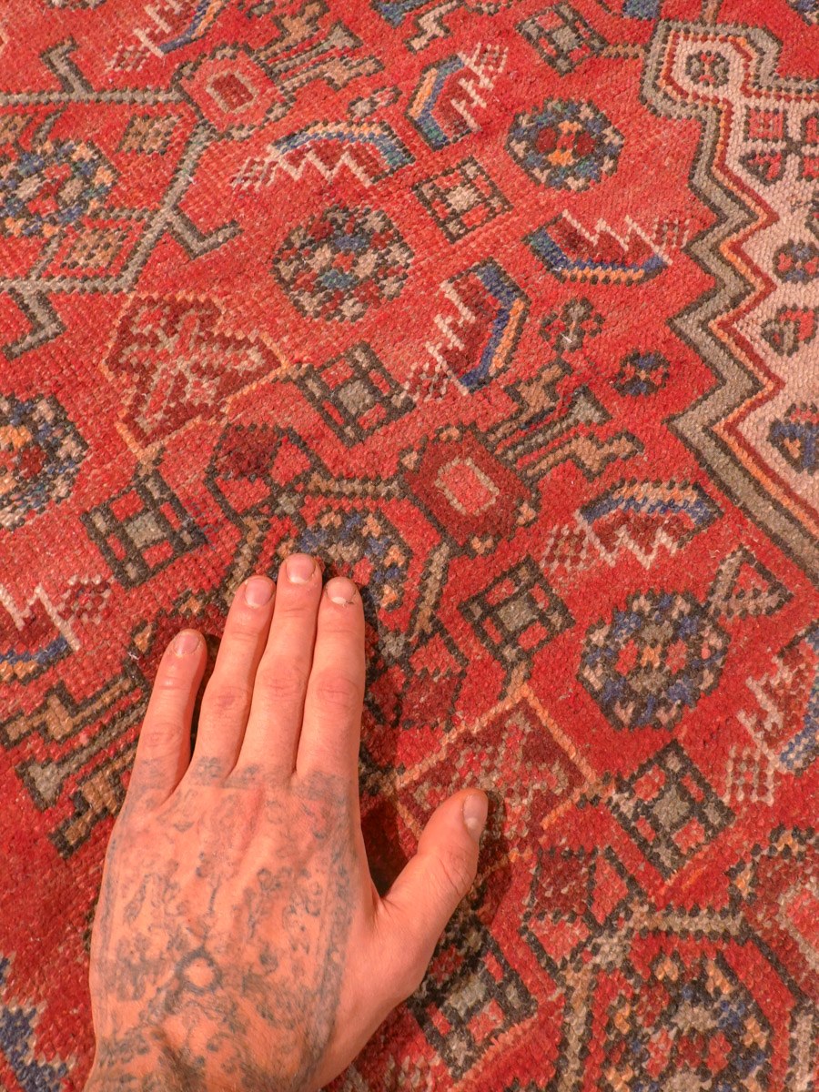 Punainen käsinsolmittu Hamadan-villamatto, 219 × 133 cm