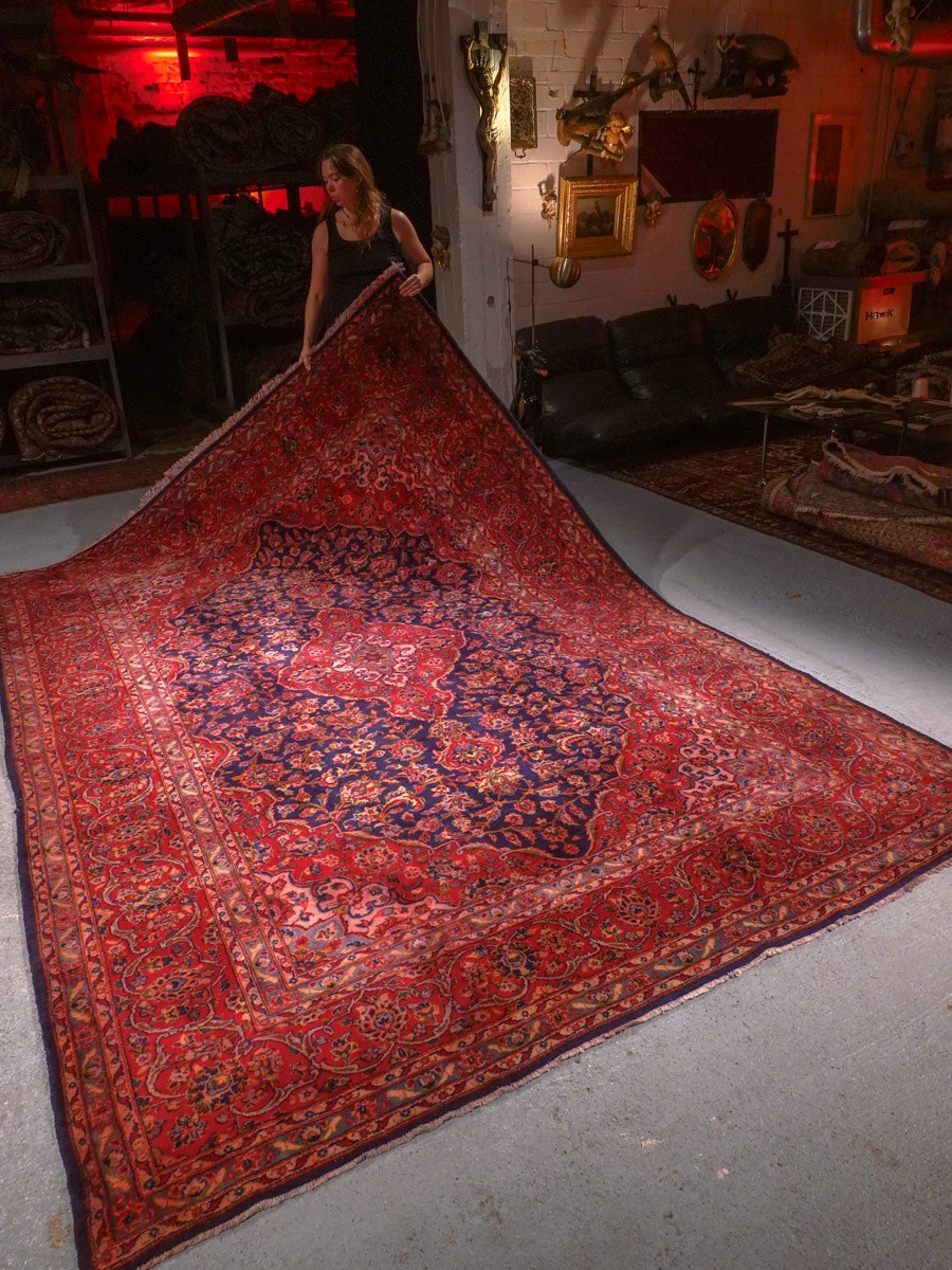 Punainen käsinsolmittu Keshan-villamatto, 355 × 239 cm
