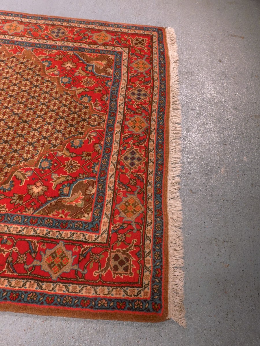 Punainen käsinsolmittu Koliai-villamatto, 303 × 148 cm