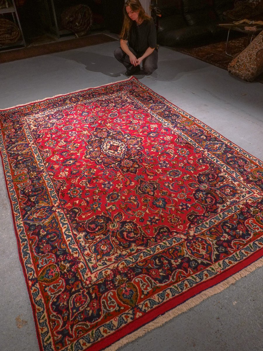 Punainen käsinsolmittu Meshed-villamatto, 292 × 197 cm