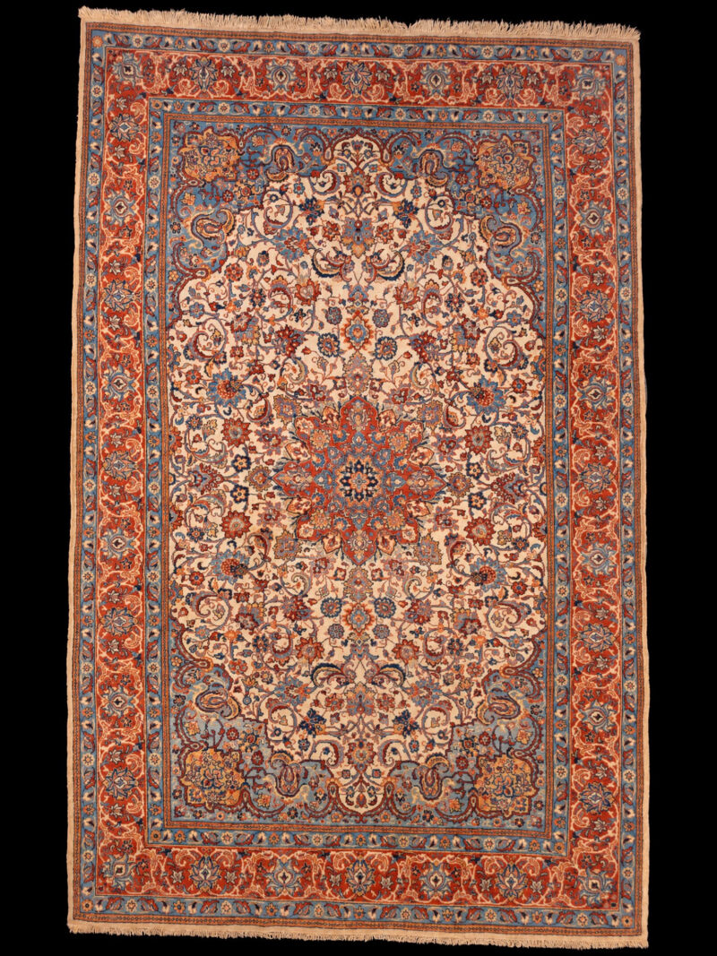 Vaalea käsinsolmittu Sarouk-villamatto, 330 × 208 cm