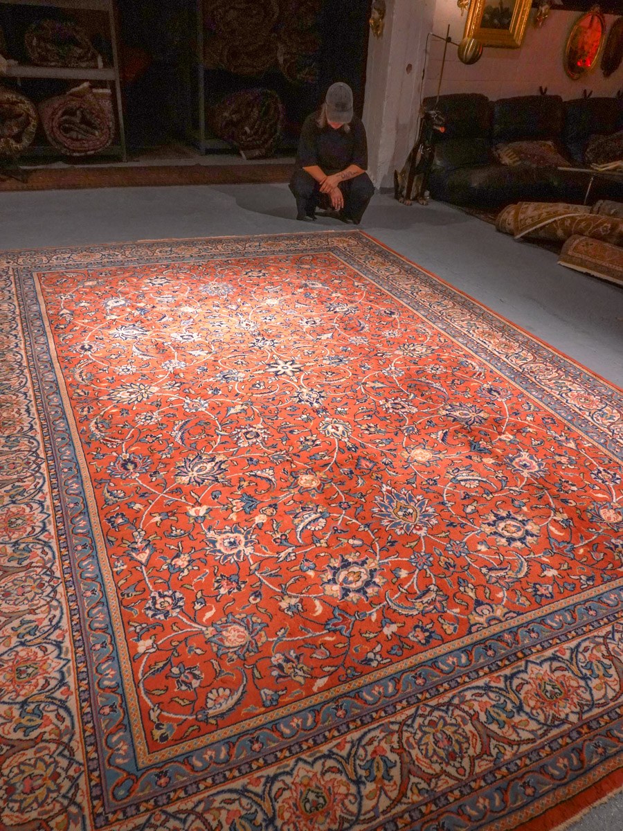 Muu käsinsolmittu Sarouk-villamatto, 347 × 250 cm