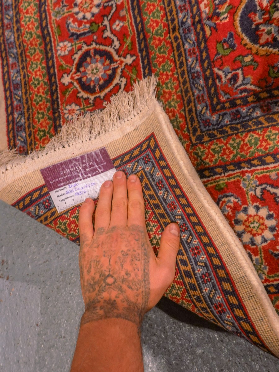 Tabriz-maton kuvioinnin yksityiskohta