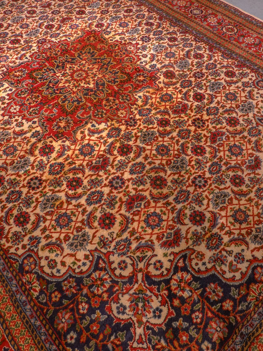 Tabriz-maton kuvioinnin yksityiskohta