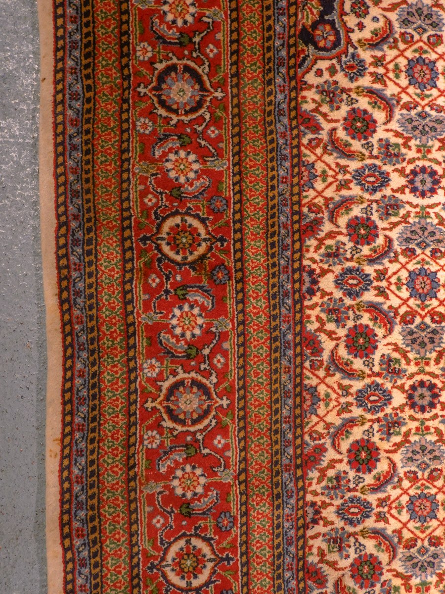 Tabriz-maton reunan yksityiskohta
