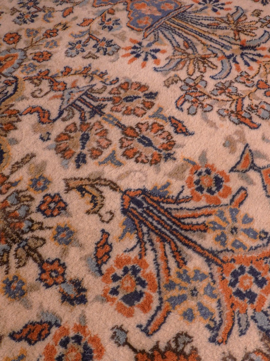 Vaalea käsinsolmittu Tabriz-villamatto, 332 × 212 cm
